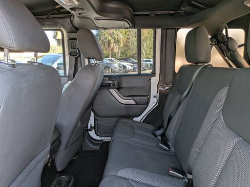 Used 2016 Jeep Wrangler Unlimited Sport AWD/4WD image 21