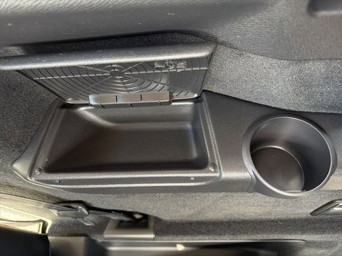 Used 2024 Volvo XC90 B5 Core w/ Protection Package Premier image 94