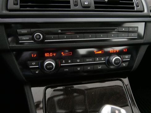 Used 2014 BMW 528i xDrive Sedan image 24