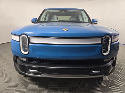 Used 2023 Rivian R1T Adventure AWD/4WD image 8
