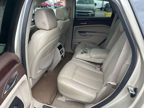 Used 2014 Cadillac SRX Luxury w/ Driver Awareness Package image 9