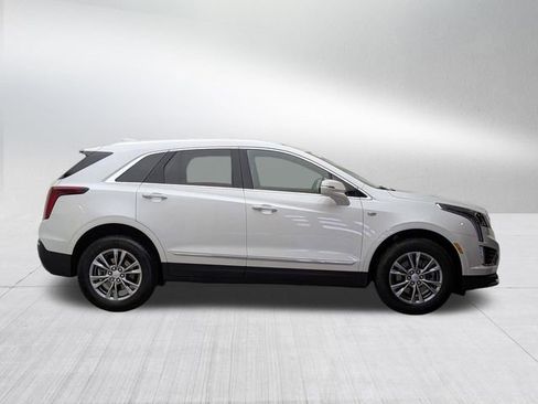 Certified 2023 Cadillac XT5 Premium Luxury image 4
