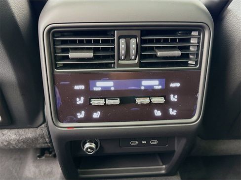 New 2026 Porsche Cayenne S image 27