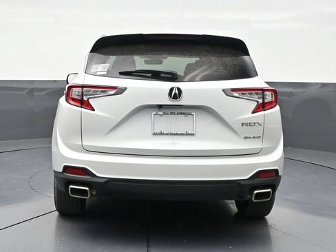 Used 2025 Acura RDX SH-AWD image 4
