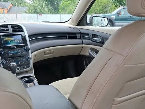 Used 2015 Chevrolet Malibu LT w/ Power Convenience Package FWD image 19