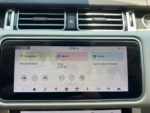 Used 2019 Land Rover Range Rover Long Wheelbase Supercharged image 32