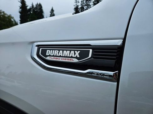 Used 2024 GMC Sierra 1500 Denali w/ Denali Reserve Package AWD/4WD image 11