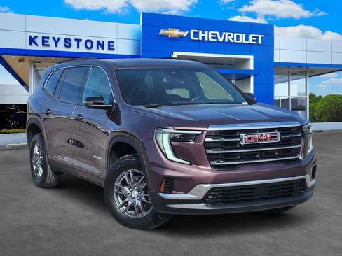 Used 2025 GMC Acadia Elevation image 1