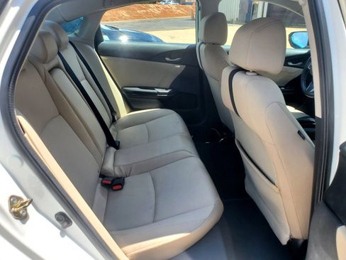 Used 2016 Honda Civic EX image 5