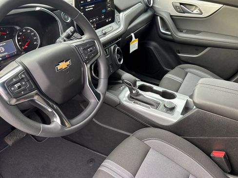 New 2026 Chevrolet Blazer LT w/ Convenience Package image 9