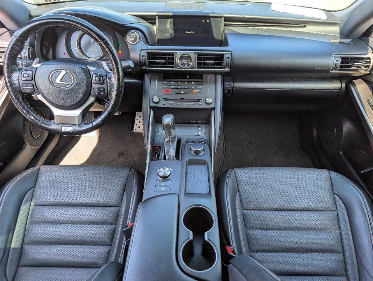 Used 2020 Lexus IS 300 F Sport w/ F Sport Package RWD image 4