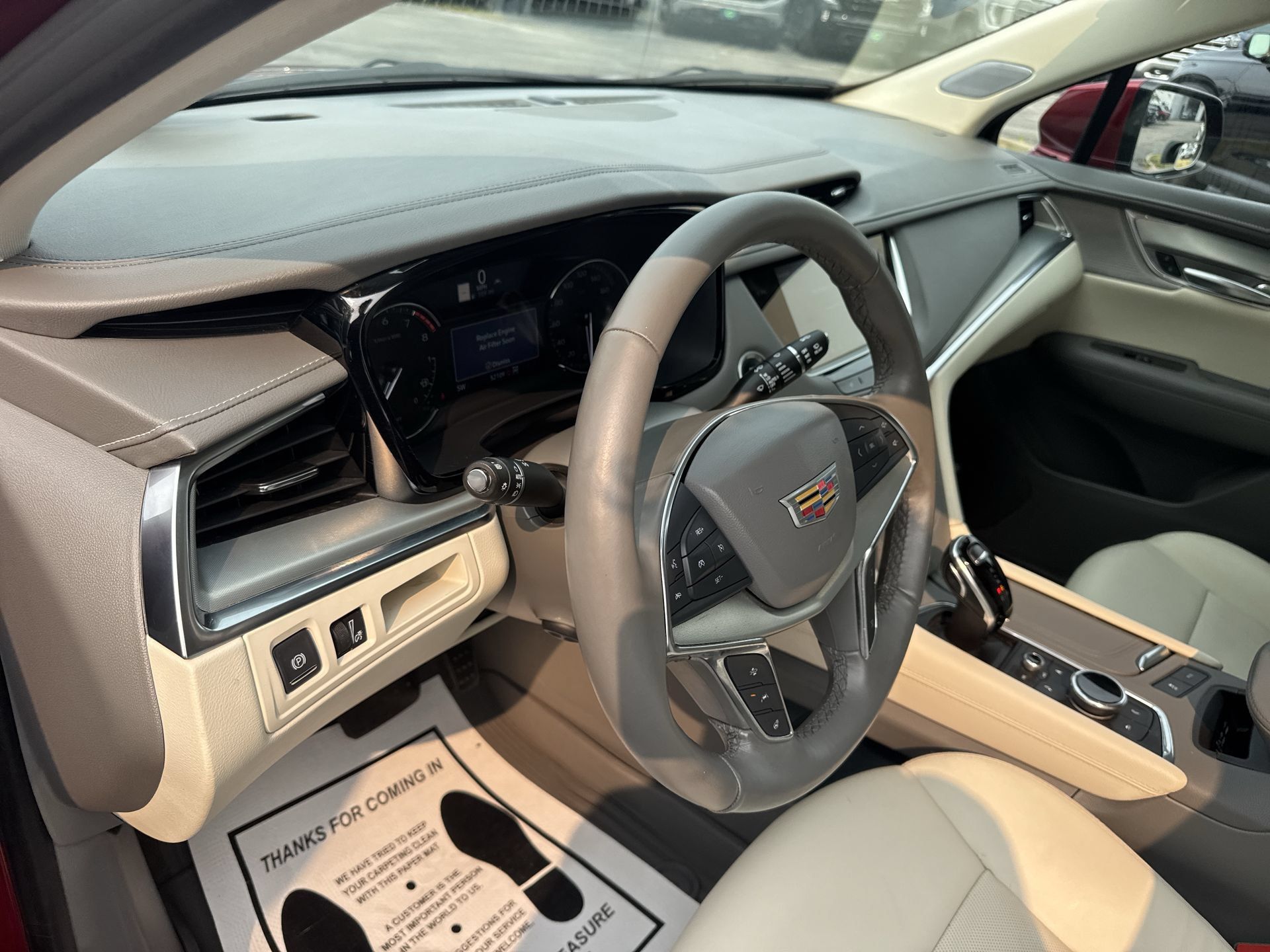Used 2022 Cadillac XT5 Premium Luxury AWD/4WD image 10