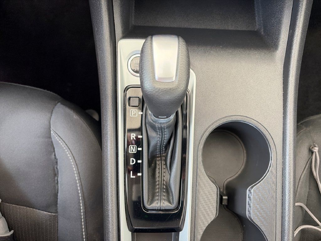 Used 2025 Nissan Altima 2.5 SV FWD image 16