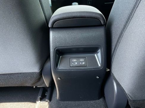 Used 2024 Toyota Corolla LE FWD image 36