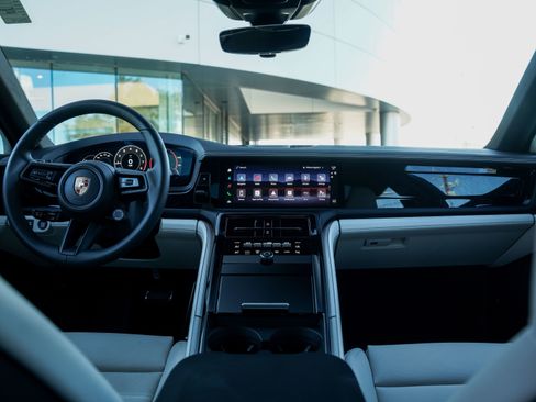 New 2026 Porsche Panamera 4 image 23