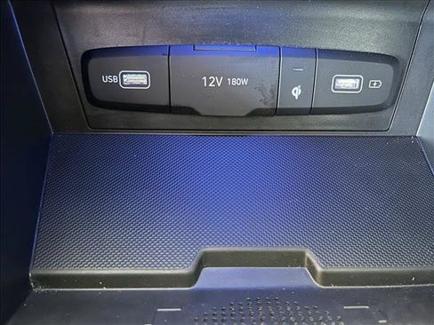 Used 2022 Hyundai Tucson Limited AWD/4WD image 17