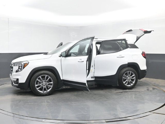 Used 2022 GMC Terrain SLT w/ Infotainment Package II FWD image 55