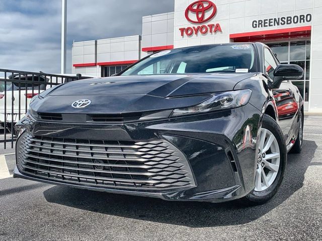 Used 2026 Toyota Camry LE FWD image 1