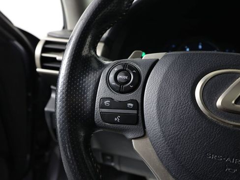 Used 2015 Lexus IS 250 image 32