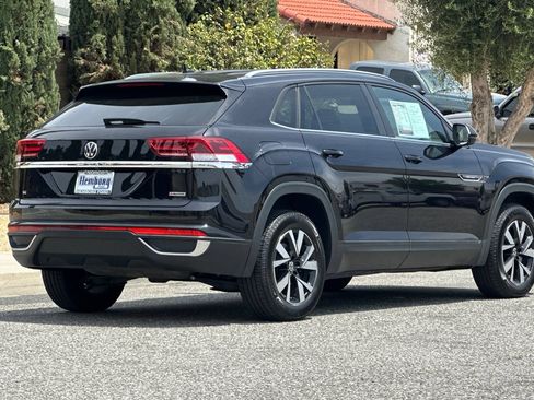 Used 2021 Volkswagen Atlas Cross Sport SE AWD/4WD image 4
