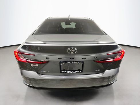 Used 2025 Toyota Camry SE FWD image 6