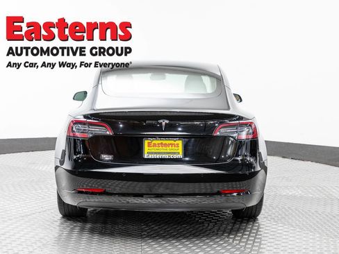 Used 2020 Tesla Model 3 Standard Range RWD image 6