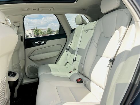 New 2026 Volvo XC60 B5 Ultra w/ Climate Package image 25