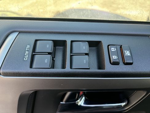 Used 2024 Toyota 4Runner SR5 Premium image 17