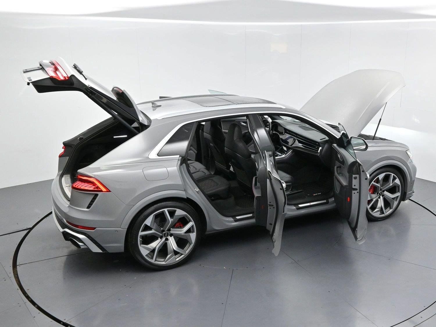 Used 2023 Audi RS Q8 w/ Executive Package AWD/4WD image 44