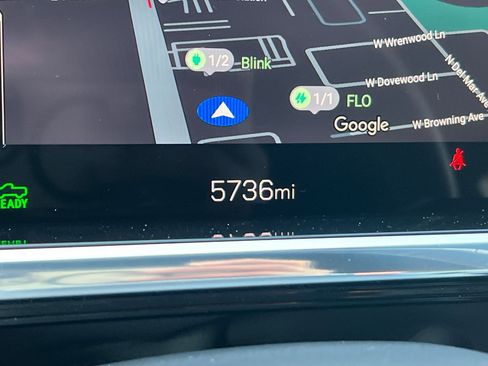 Used 2026 GMC Sierra EV Elevation w/ LPO, Elevation Dark Package image 34