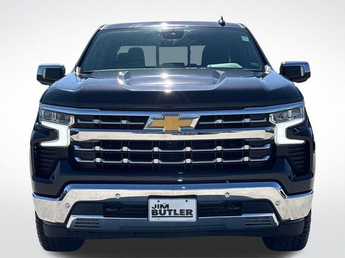 Used 2023 Chevrolet Silverado 1500 LTZ w/ LTZ Premium Package AWD/4WD image 11