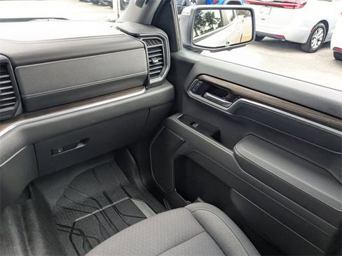 Used 2022 Chevrolet Silverado 1500 LT w/ Safety Package image 16