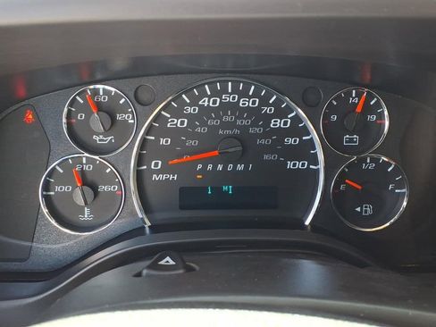 New 2026 GMC Savana 2500 w/ Driver Convenience Package RWD image 18