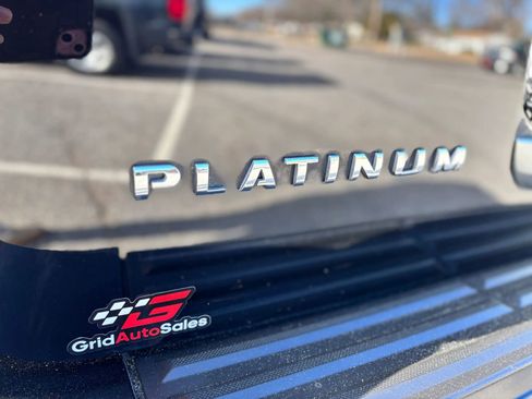 Used 2016 Ford Expedition EL Platinum image 10
