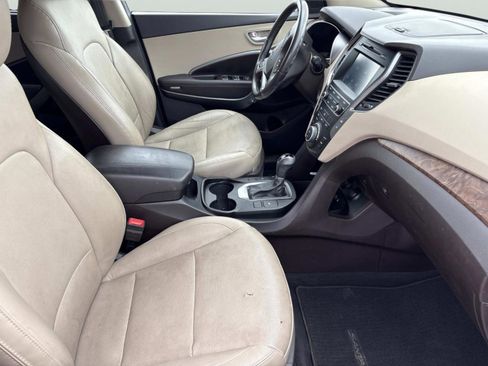 Used 2018 Hyundai Santa Fe Sport FWD image 23
