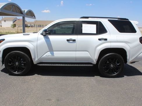 Used 2026 Toyota 4Runner Platinum AWD/4WD image 10