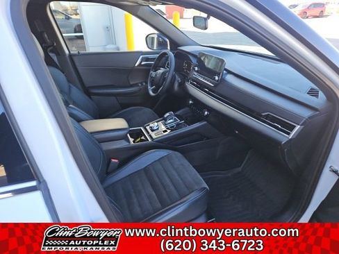Used 2024 Mitsubishi Outlander SE Black Edition image 27