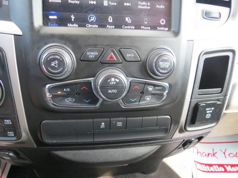Used 2019 RAM 1500 Classic SLT w/ Luxury Group AWD/4WD image 23