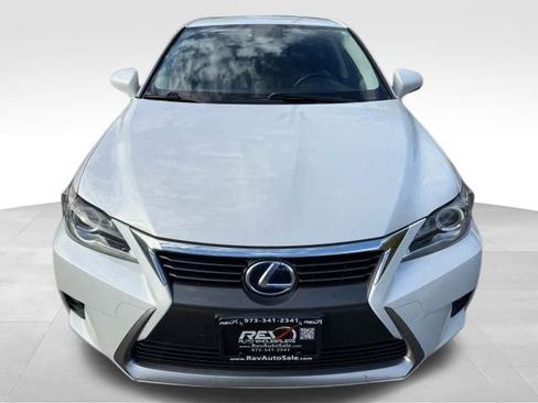 Used 2014 Lexus CT 200h image 9