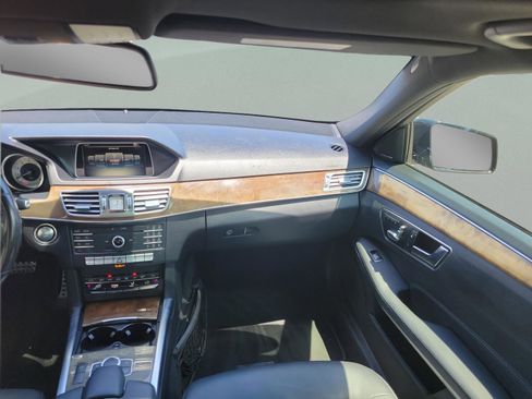 Used 2016 Mercedes-Benz E 350 4MATIC Sedan image 7