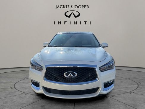 Certified 2020 INFINITI QX60 Luxe w/ Essential Package image 9