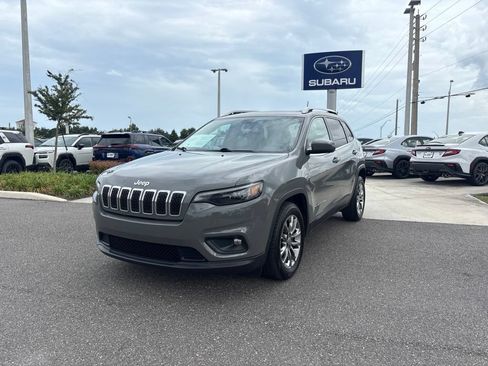 Used 2020 Jeep Cherokee Latitude Plus FWD image 1