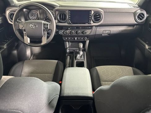Used 2023 Toyota Tacoma TRD Sport w/ Technology Package AWD/4WD image 23