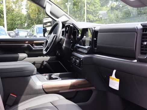 New 2026 Chevrolet Silverado 2500 LT w/ Trail Boss Package image 44