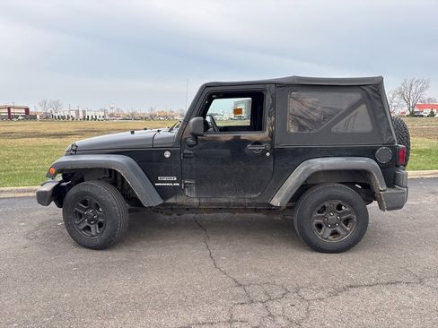 Used 2012 Jeep Wrangler Sport image 6
