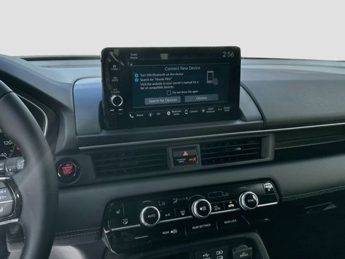 Certified 2025 Honda Pilot EX-L image 10
