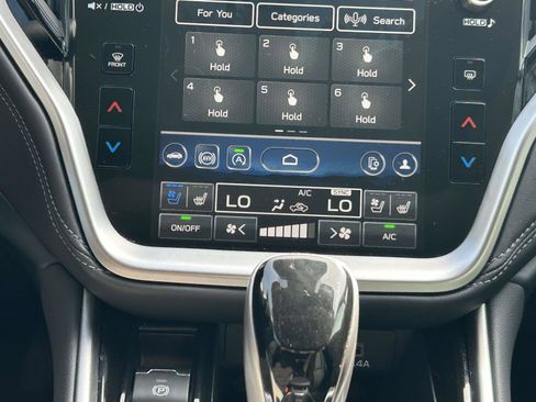 Used 2025 Subaru Outback Touring image 28