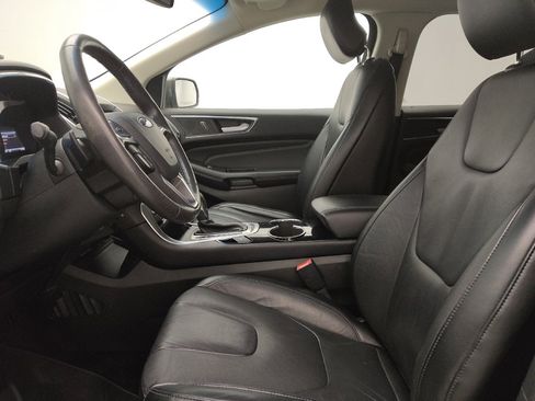 Used 2015 Ford Edge Titanium w/ Technology Package AWD/4WD image 17