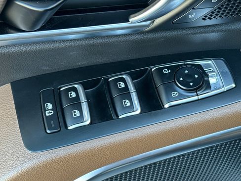 Used 2022 Kia Telluride SX w/ SX Prestige Package AWD/4WD image 13