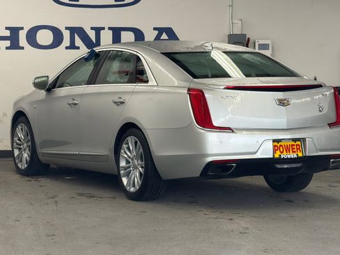 Used 2018 Cadillac XTS Luxury image 5
